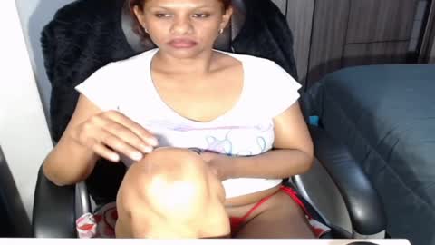 Snapshot of sweetgirlm_ chatting on 17, 2, 2025 Any online show from 17, 2, 2025