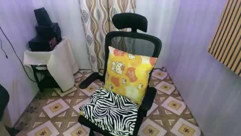 IM YOUR GRACE online show from 11, 12, 2024