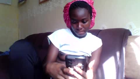 Snapshot of sweetgurl05 chatting on 13, 7, 2026 sweetgurl05 online show from 13, 7, 2026