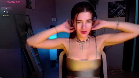 sweetie_catt online show from 11, 2, 2025