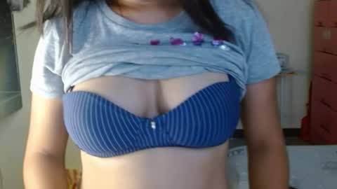 Snapshot of sweetie_diana chatting on 28, 3, 2026 Diana online show from 28, 3, 2026