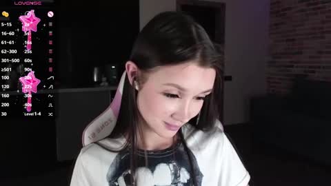 Snapshot of sweetiebones chatting on 19, 12, 2024 bratty gf online show from 19, 12, 2024