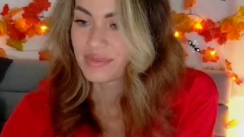 Snapshot of sweetiedarlingxoxox chatting on 27, 10, 2025 Daddy Babby Girl online show from 27, 10, 2025