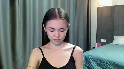 Snapshot of sweetieee_kira chatting on 5, 10, 2025 sweetieee_kira online show from 5, 10, 2025