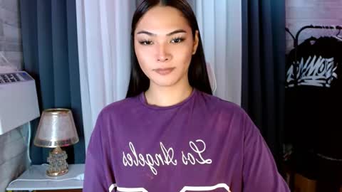 sweetiefox1 online show from 9, 9, 2025