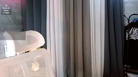 sweetiefox1 online show from 8, 1, 2026