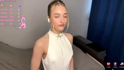 sweetilun online show from 2, 4, 2026