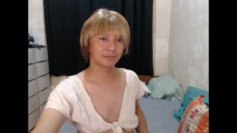 Snapshot of sweetinocent69xxx chatting on 30, 4, 2026 Sweet Inocent online show from 30, 4, 2026