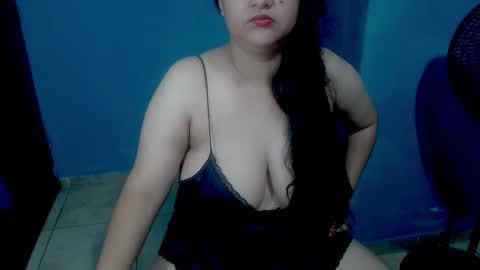 Snapshot of sweetkelly19 chatting on 25, 3, 2026 sweetkelly19 online show from 25, 3, 2026
