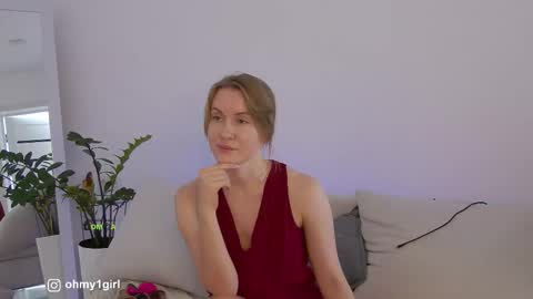 SweetKira1 online show from 2, 3, 2026