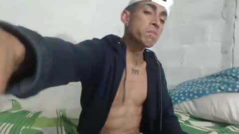 Snapshot of sweetlatinakim chatting on 9, 4, 2026 Camilo online show from 9, 4, 2026