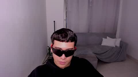 Snapshot of sweetlian_04 chatting on 27, 2, 2025 Lian online show from 27, 2, 2025