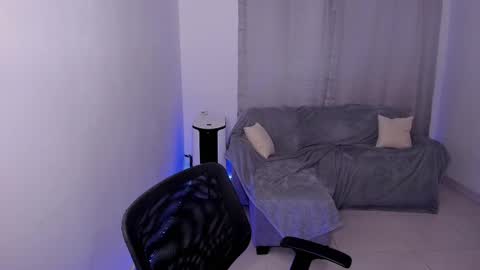 Snapshot of sweetlian_04 chatting on 7, 3, 2025 Lian online show from 7, 3, 2025