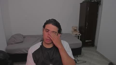 Snapshot of sweetlian_04 chatting on 7, 2, 2026 Lian online show from 7, 2, 2026