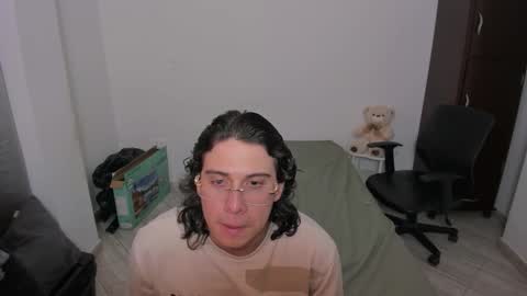 Snapshot of sweetlian_04 chatting on 13, 3, 2026 Lian online show from 13, 3, 2026