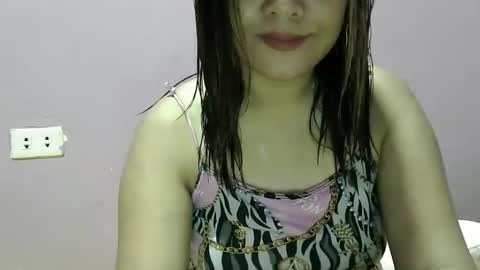 Snapshot of sweetliza20 chatting on 3, 11, 2025 Liz online show from 3, 11, 2025