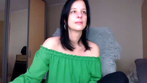 JenJenny online show from 6, 2, 2025