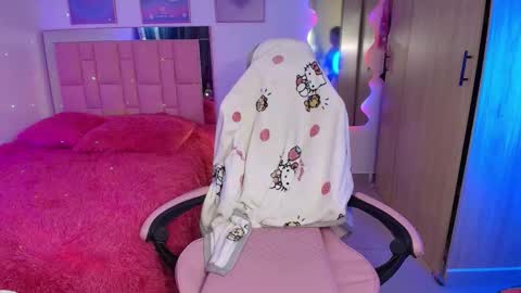 Snapshot of sweetlune chatting on 22, 10, 2025 SweetLune online show from 22, 10, 2025