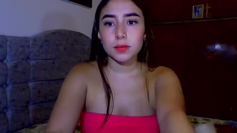 Snapshot of sweetmaddiee_ chatting on 9, 10, 2025 Maddie online show from 9, 10, 2025