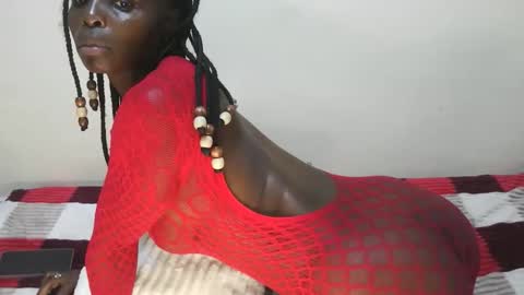 Snapshot of sweetmahriana30 chatting on 17, 5, 2026 Marie online show from 17, 5, 2026