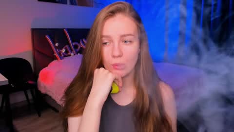 Swetmilkis online show from 15, 1, 2025