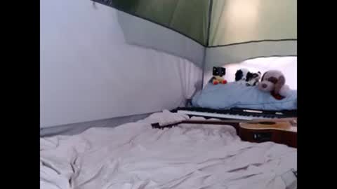 April online show from 2, 3, 2025