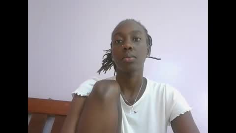 Snapshot of sweetnovah chatting on 16, 5, 2026 Novah girlie online show from 16, 5, 2026