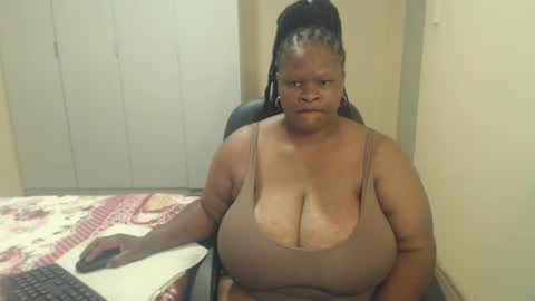 sweetnoziexxx online show from 13, 1, 2025