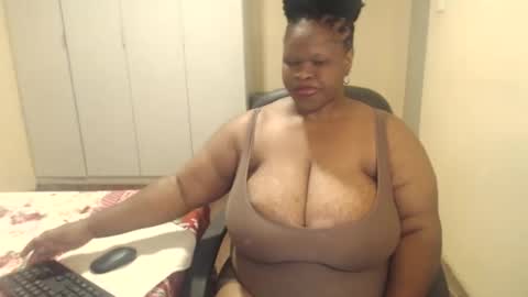 sweetnoziexxx online show from 28, 1, 2025