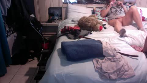 Snapshot of sweetnsexy95 chatting on 9, 12, 2024 WeAim2PZzz online show from 9, 12, 2024