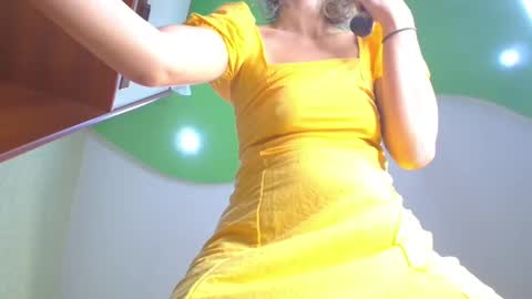 Snapshot of sweetpairfun chatting on 22, 9, 2025 Veronica and Alex online show from 22, 9, 2025