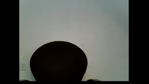 Snapshot of sweetpetitgirl chatting on 21, 4, 2026 LILY BRANDY online show from 21, 4, 2026