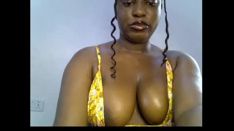 Snapshot of sweetpetitgirl chatting on 22, 4, 2026 LILY BRANDY online show from 22, 4, 2026
