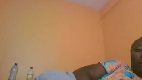 Snapshot of sweetrose2049 chatting on 11, 2, 2026 Rose Watetu online show from 11, 2, 2026