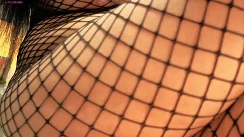 Snapshot of sweetsexangel chatting on 18, 4, 2026 Goddess Allysse online show from 18, 4, 2026