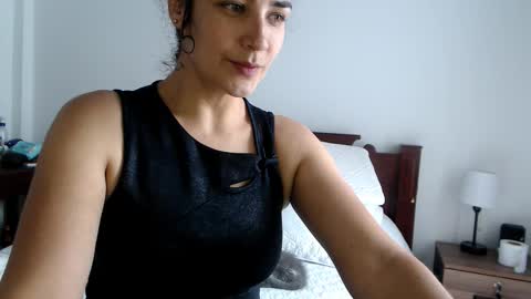 Dianis online show from 8, 9, 2025