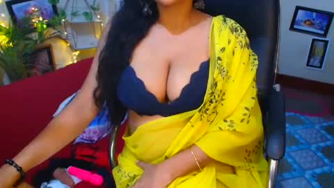 Snapshot of sweetsour18 chatting on 8, 10, 2025 SweetSour online show from 8, 10, 2025