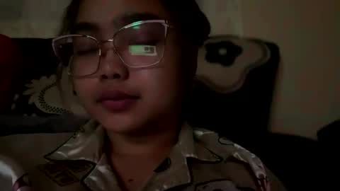 Snapshot of sweetspicyy chatting on 4, 4, 2026 sweetspicyy online show from 4, 4, 2026