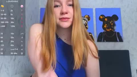 Snapshot of sweett_blondee chatting on 24, 1, 2025 Sky online show from 24, 1, 2025