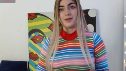 Snapshot of sweett_minionn chatting on 6, 1, 2025 IG valeen mo Vale My schedule Monday to Friday900 am - 300 pm online show from 6, 1, 2025