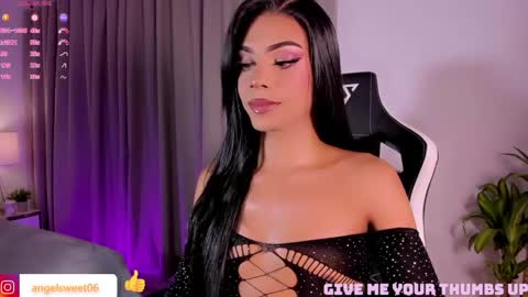 Snapshot of sweett_shinexx chatting on 17, 5, 2026 angel online show from 17, 5, 2026