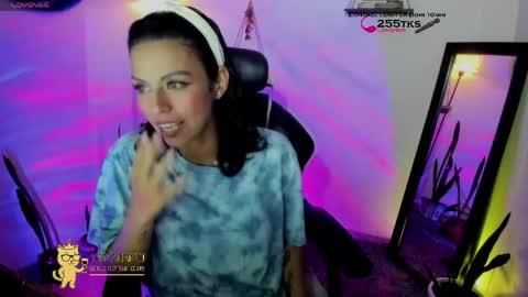 Snapshot of sweettianna chatting on 3, 5, 2026 shamanta Independent modelHelp me reach 100 thumbs up online show from 3, 5, 2026