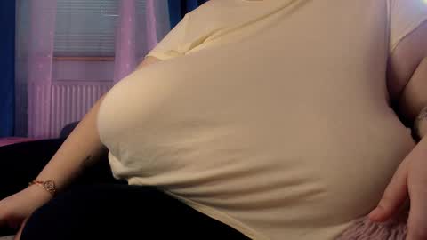 Maya online show from 8, 3, 2025