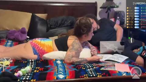 Snapshot of sweettreatz26 chatting on 22, 5, 2026 sweettreatz26 online show from 22, 5, 2026