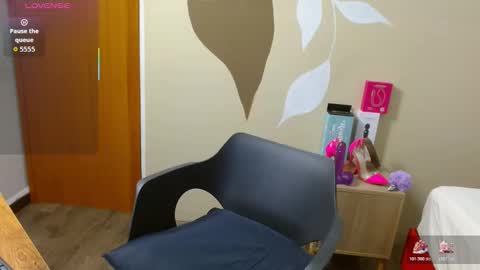 Scarlet online show from 22, 11, 2025