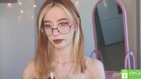 Elis  a little vacation Ill be here Saturday my schedules in bio online show from 17, 1, 2025