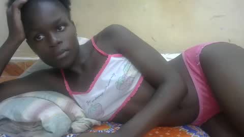 sweetvallerie online show from 23, 2, 2025