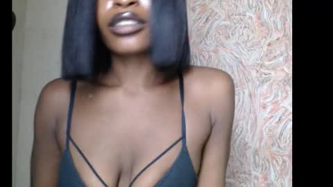 Snapshot of sweetxxboobsx chatting on 16, 9, 2025 sweetxxboobsx online show from 16, 9, 2025