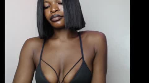Snapshot of sweetxxboobsx chatting on 3, 10, 2025 sweetxxboobsx online show from 3, 10, 2025