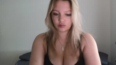 Snapshot of sweety_bettyyy chatting on 31, 7, 2026 Betty online show from 31, 7, 2026